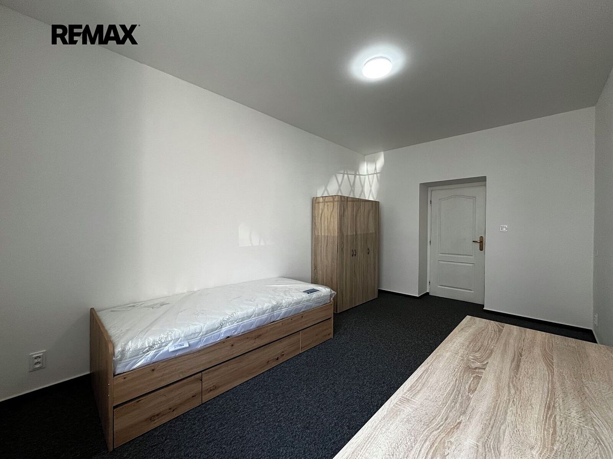 Pronájem bytu pokoje 15 m² – fotografie 5