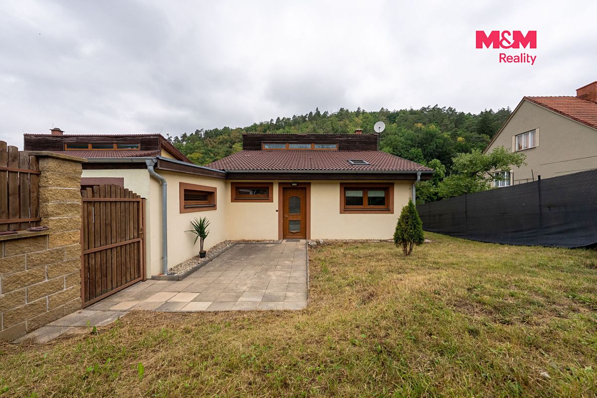 Prodej rodinného domu 121 m², pozemek 1271 m² – fotografie 3