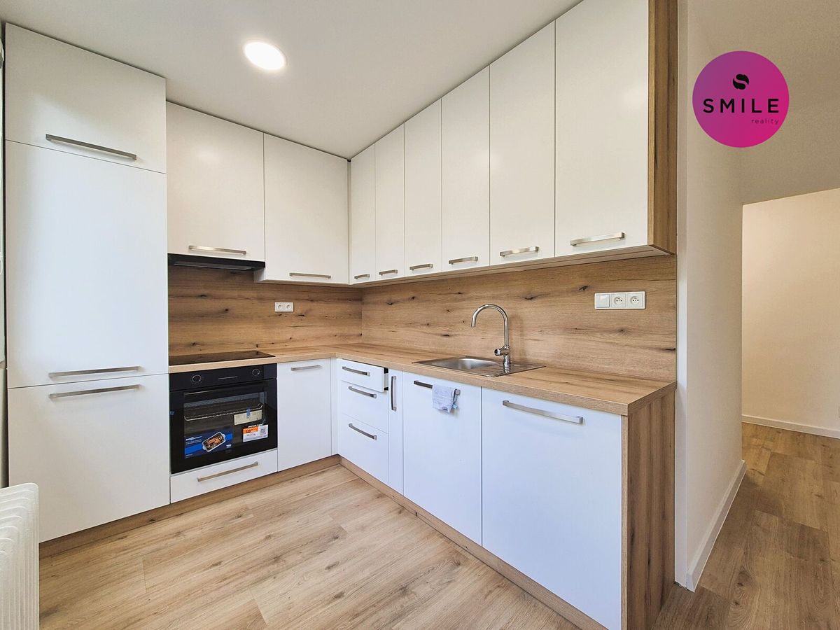 Pronájem bytu 3+1 74 m² – fotografie 3