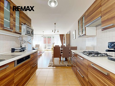 Prodej domu, 100 m² (2 z 37)