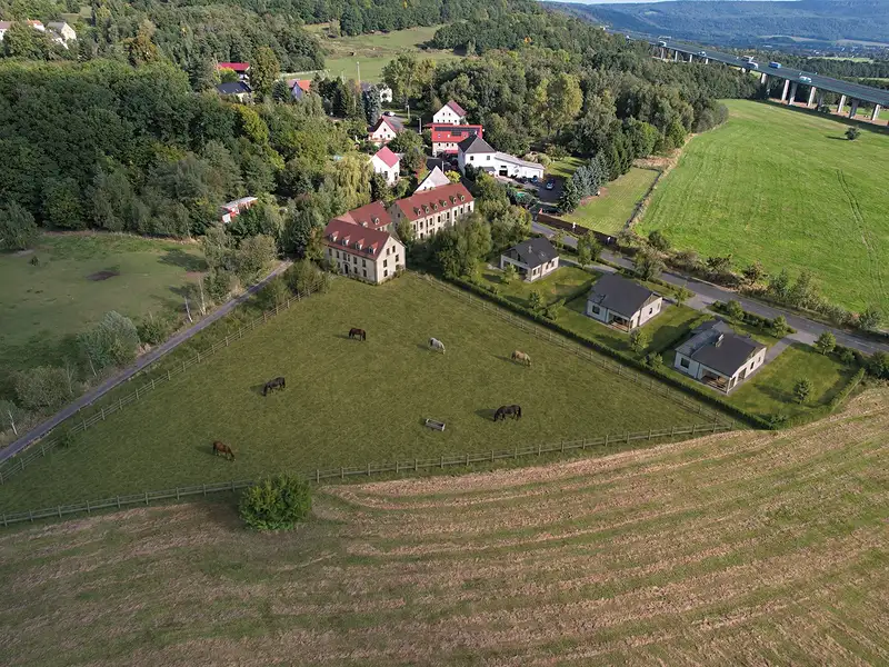 Prodej zemědělské usedlosti 544 m², pozemek 8945 m², Libouchec – náhled fotky 1