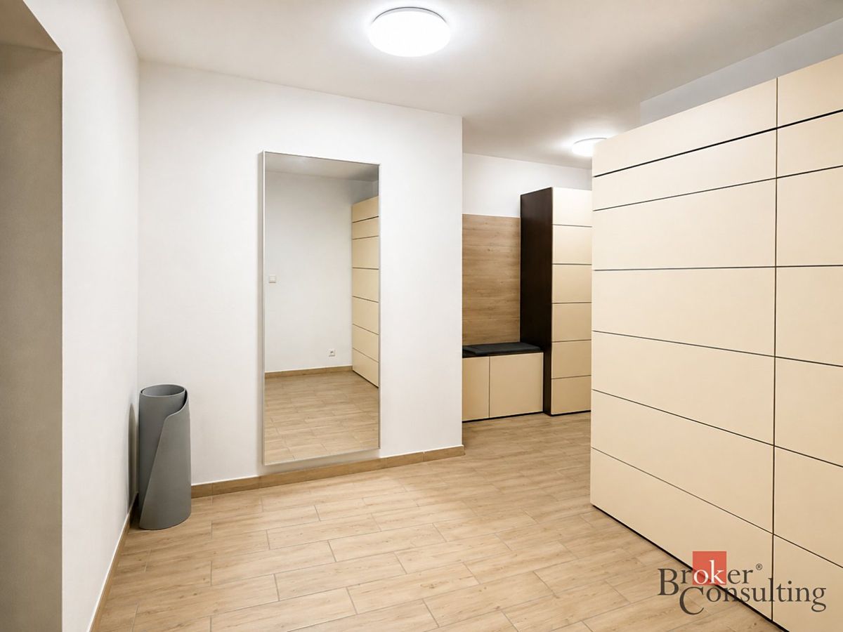 Pronájem bytu 1+kk 48 m² – fotografie 5