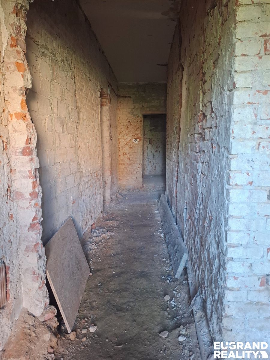 Prodej rodinného domu 300 m², pozemek 900 m² – fotografie 4