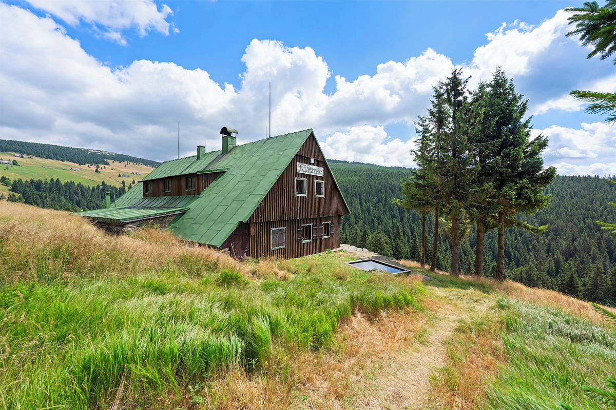 Prodej památky 425 m², pozemek 36917 m² – fotografie 3