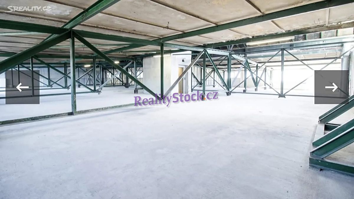 Pronájem skladového prostoru 1200 m²