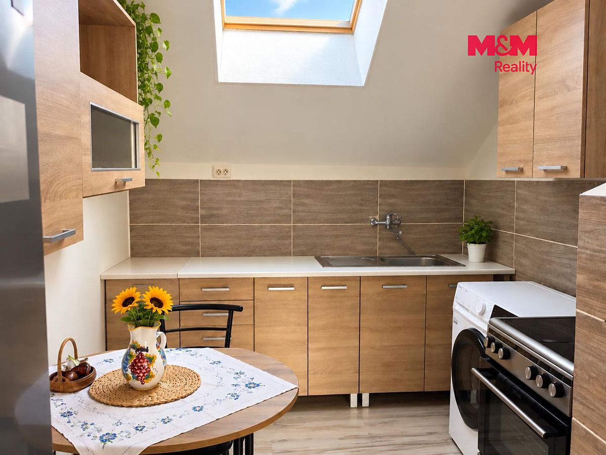 Prodej bytu 2+1 48 m² – fotografie 2