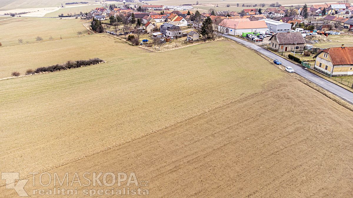 Prodej stavebního pozemku 3708 m² – fotografie 3