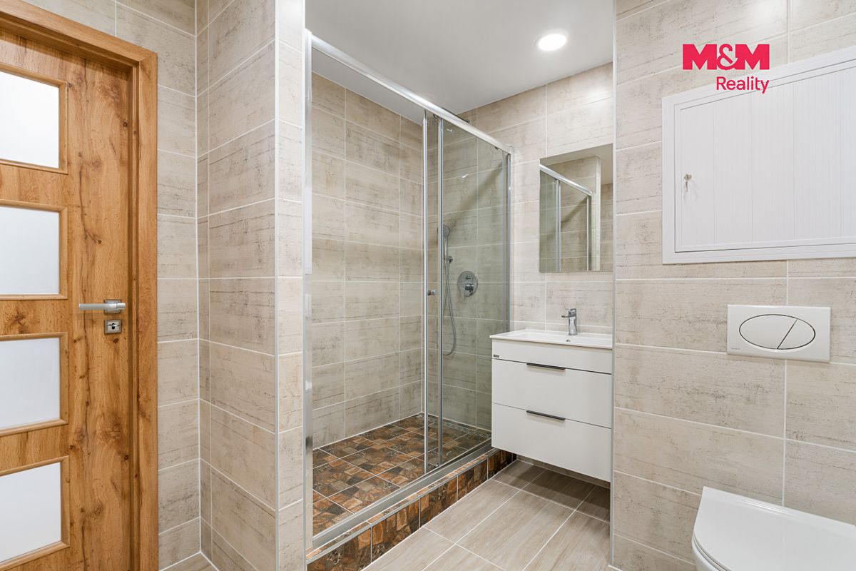 Pronájem bytu 4+1 75 m² – fotografie 2