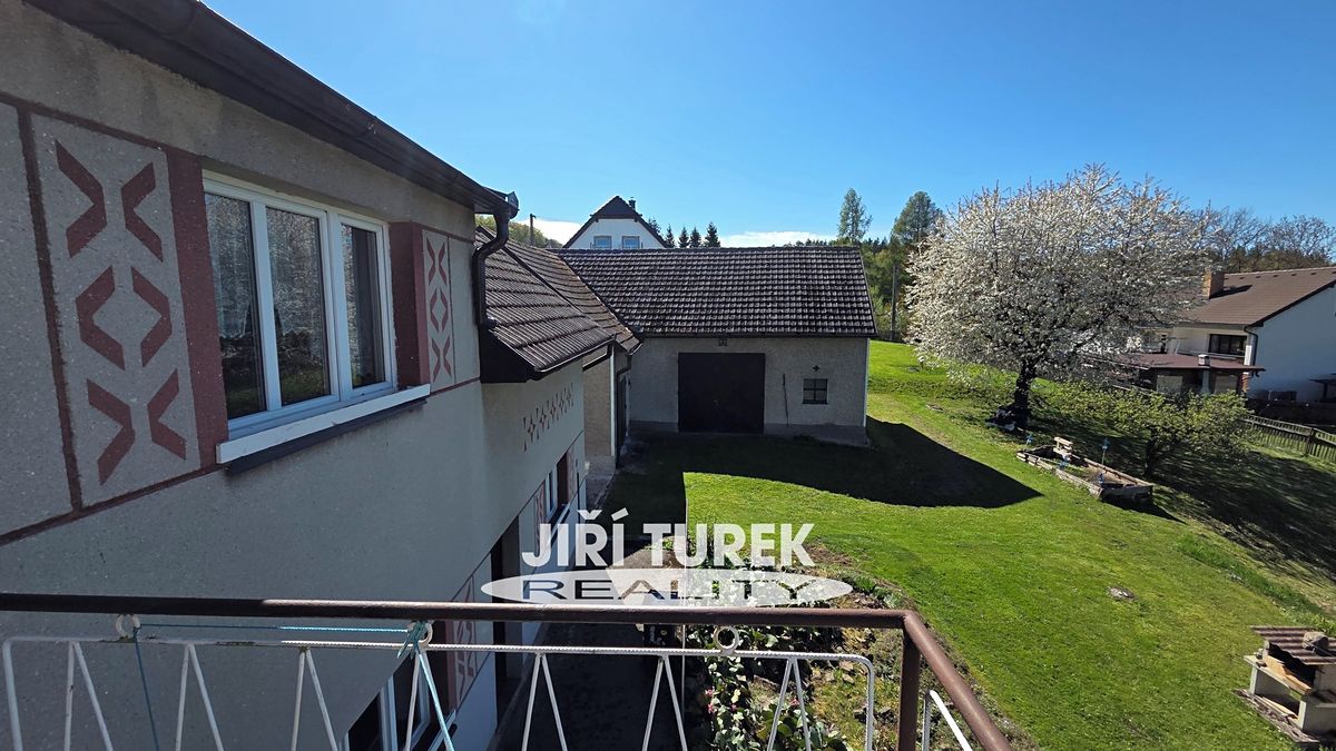 Prodej rodinného domu 180 m², pozemek 2178 m² – fotografie 3