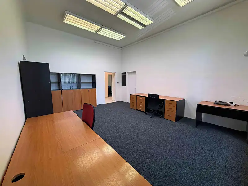 Pronájem kanceláře 164 m², Ostrava – náhled fotky 3