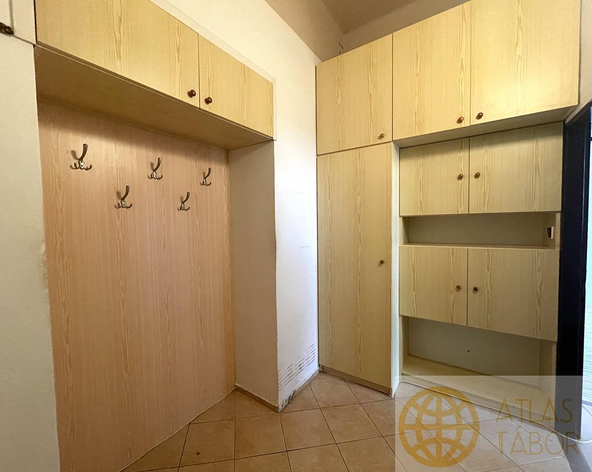 Pronájem bytu 2+1 80 m² – fotografie 5