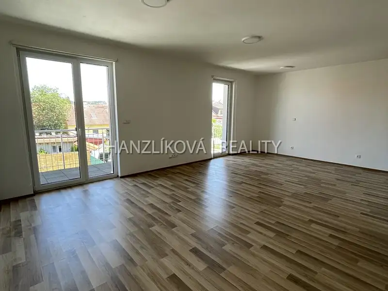 Pronájem bytu 2+kk 52 m², České Budějovice – náhled fotky 3