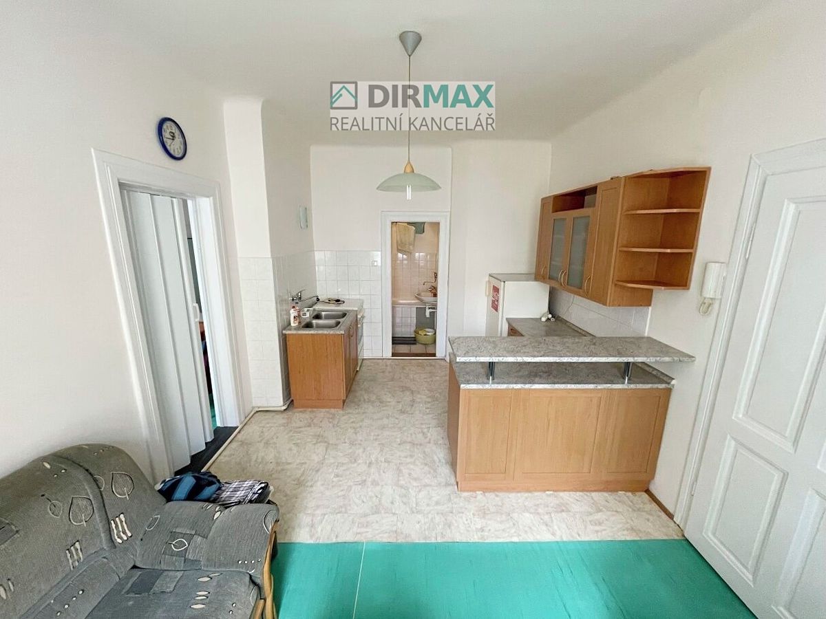 Pronájem bytu 2+kk 44 m² – fotografie 3