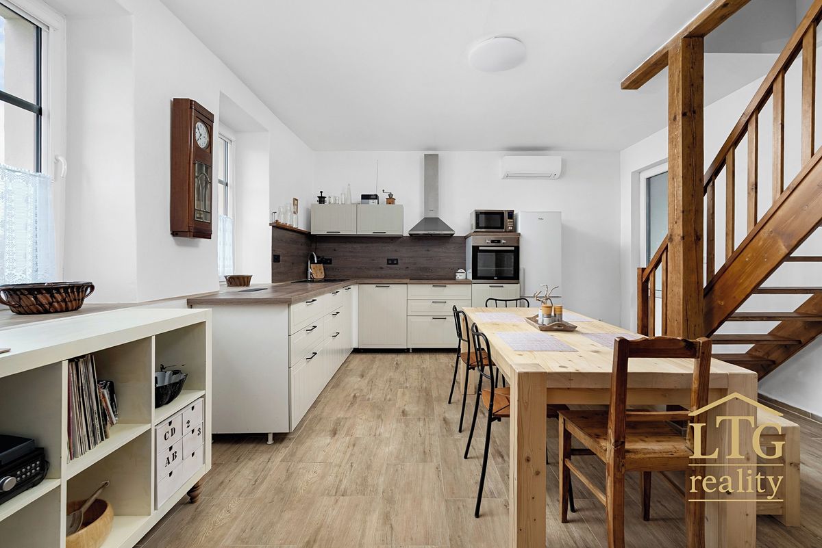 Prodej chalupy 103 m², pozemek 277 m² – fotografie 2