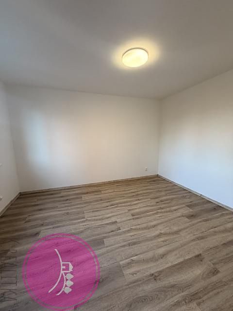Pronájem bytu 3+1 70 m² – fotografie 5