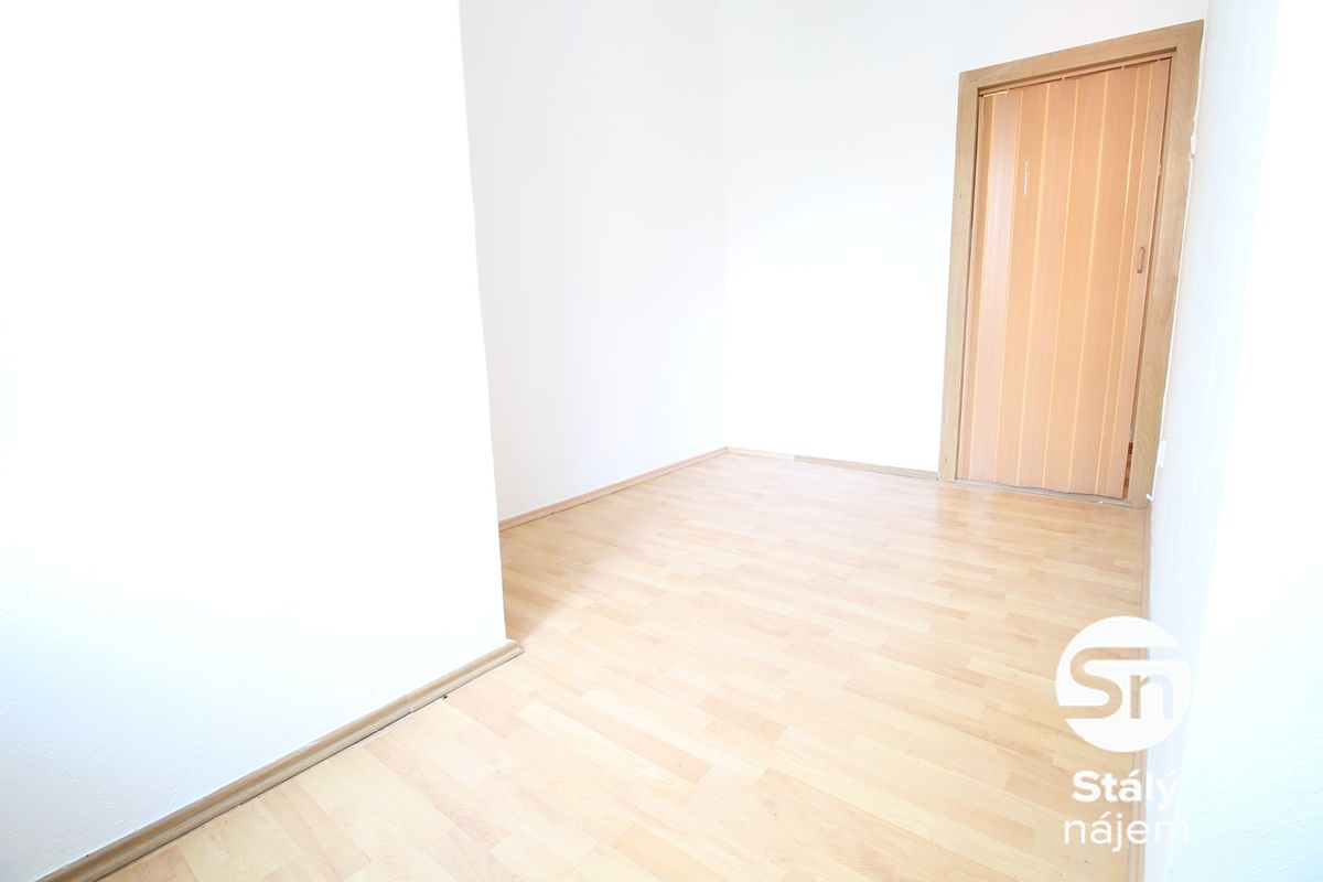 Pronájem bytu 2+kk 36 m² – fotografie 5
