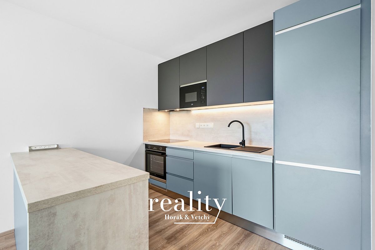 Pronájem bytu 2+kk 57 m² – fotografie 2