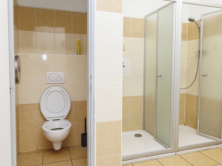 Комерційне приміщення на продаж, 1 813 м² (23 з 70)
