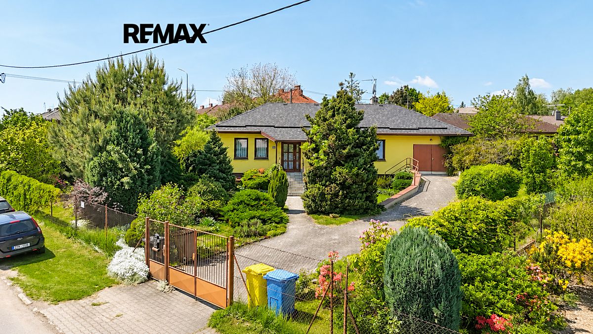 Prodej rodinného domu 124 m², pozemek 997 m² – fotografie 2