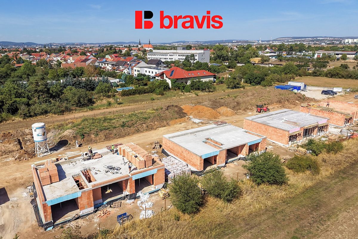 Prodej rodinného domu 293 m², pozemek 175 m²