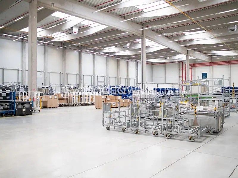 Pronájem skladového prostoru 1819 m², Solnice – náhled fotky 1
