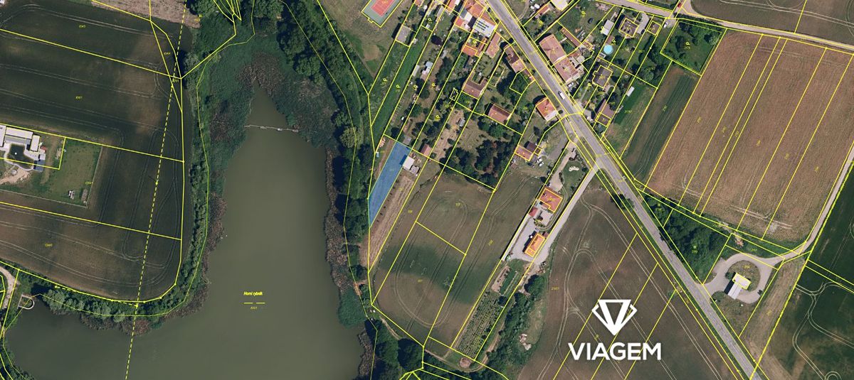 Prodej zahrady 695 m²