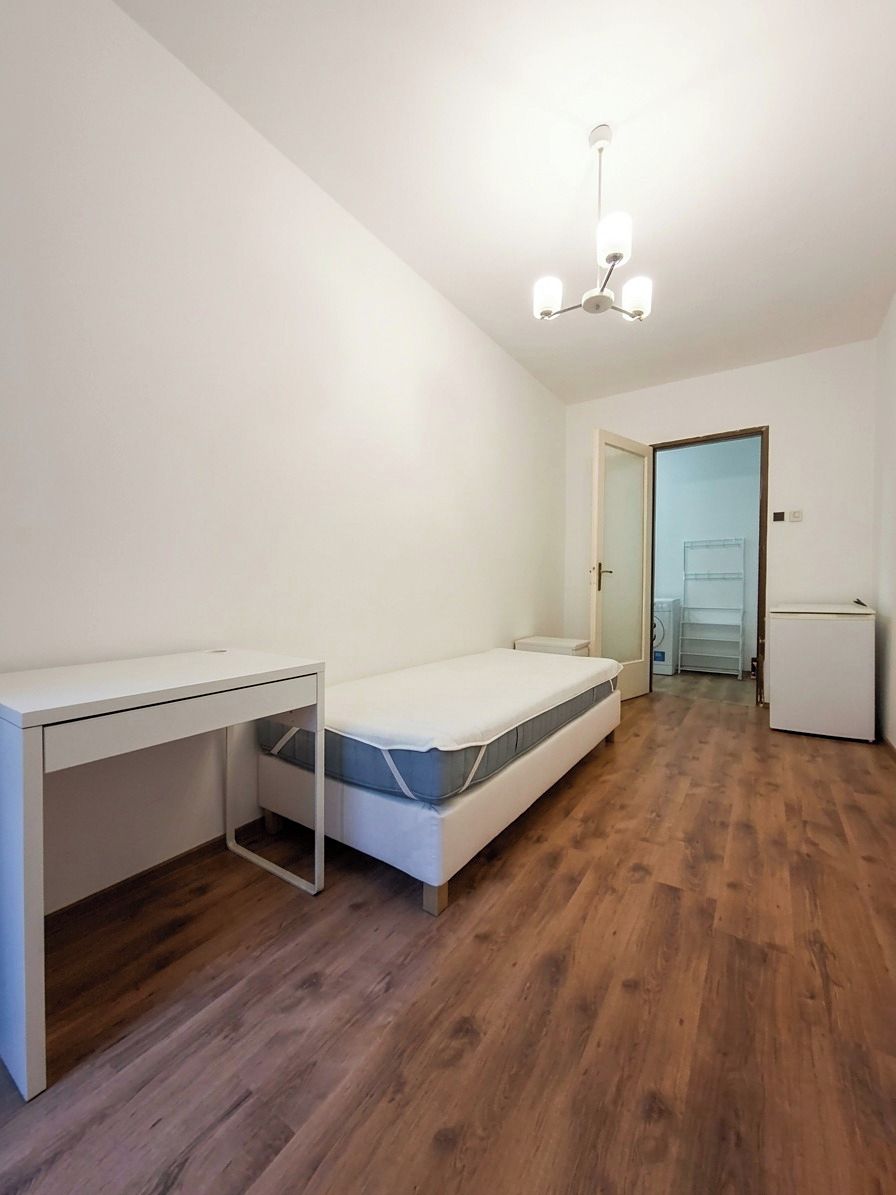 Pronájem bytu 2+kk 41 m² – fotografie 3