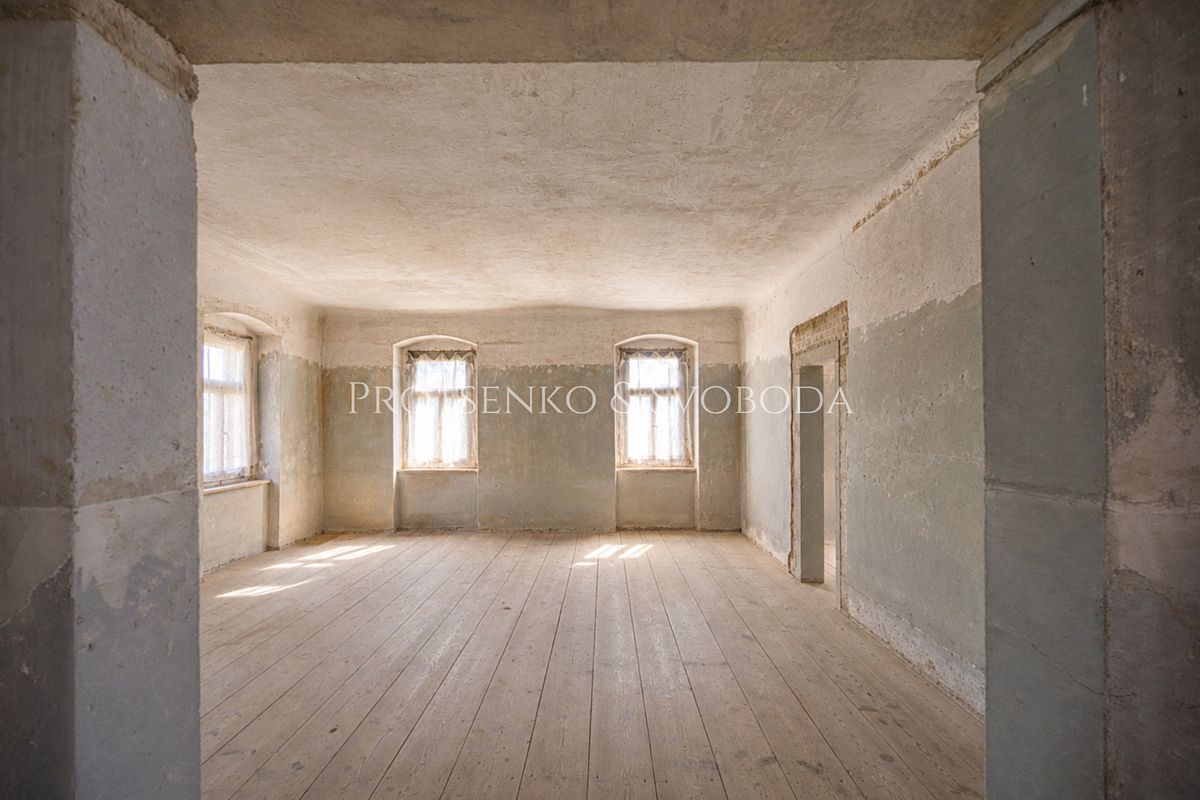 Prodej činžovního domu 410 m² – fotografie 2