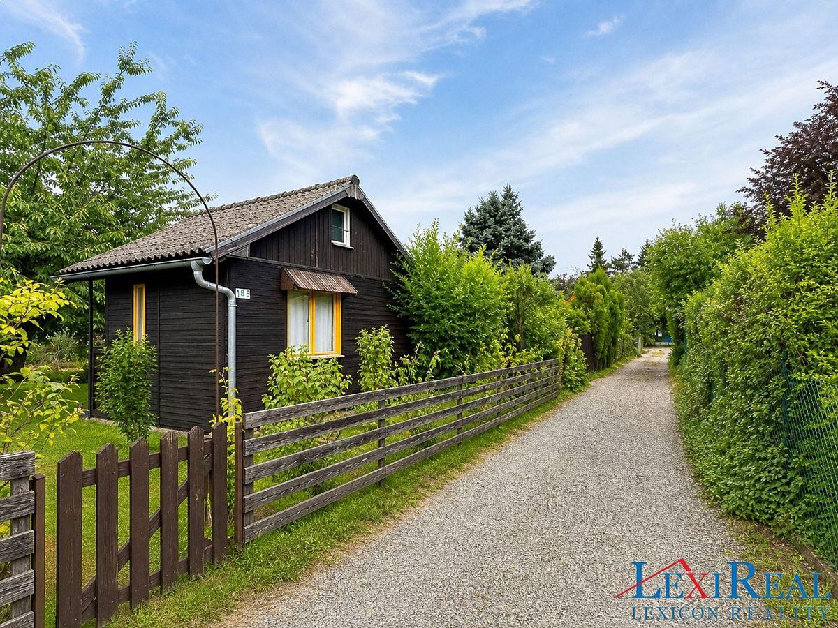 Prodej chaty 24 m², pozemek 300 m² – fotografie 2