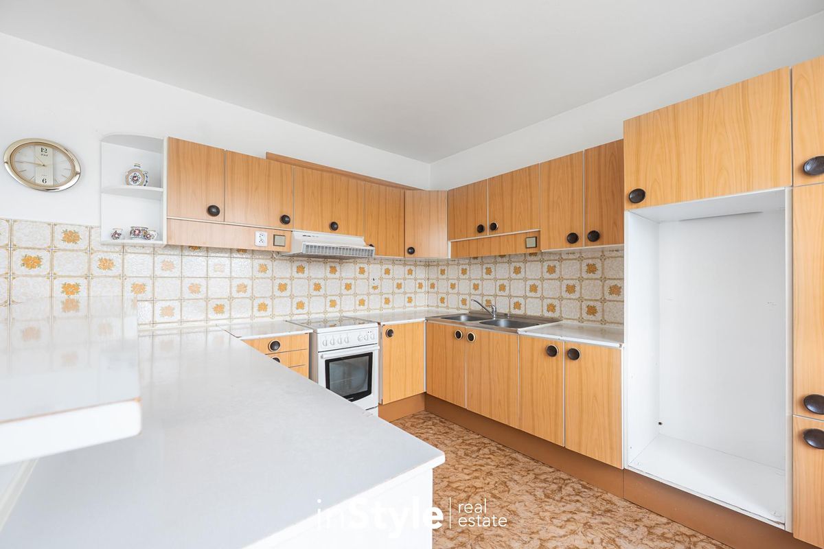 Prodej rodinného domu 274 m², pozemek 1114 m² – fotografie 4