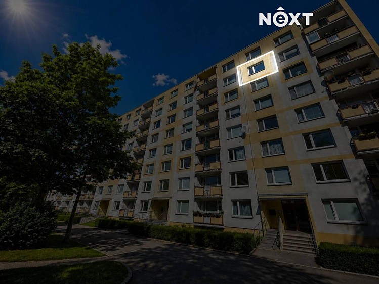 Pronájem bytu 1+kk, 18 m² (3 z 12)
