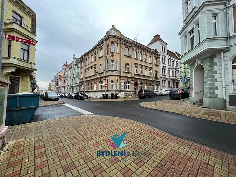Pronájem bytu 4+1 143 m², Teplice – náhled fotky 1
