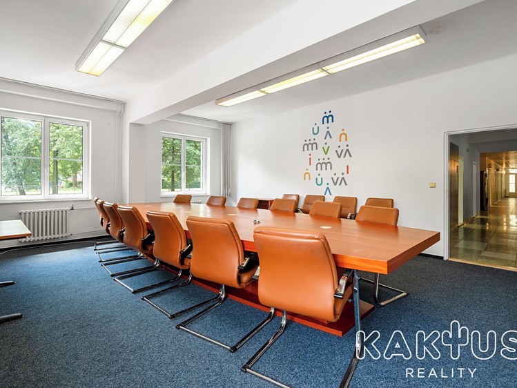 Gewerbefläche zur Miete, 377 m² (3 von 28)