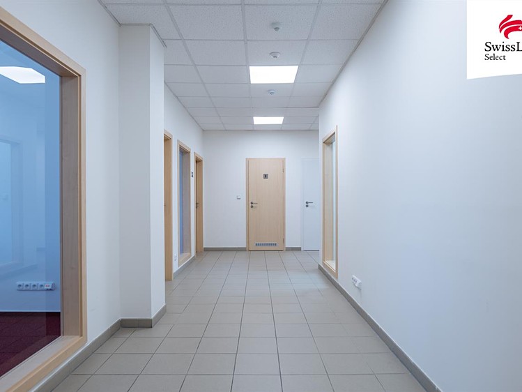 Pronájem komerčního prostoru, 403 m² (11 z 24)