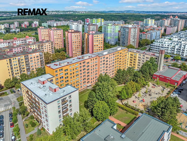 Квартира 4+kk на продаж, 97 м² (33 з 34)