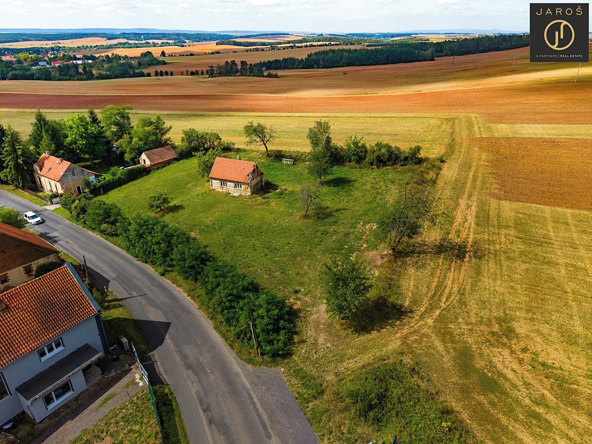 Prodej rodinného domu 50 m², pozemek 2741 m² – fotografie 2