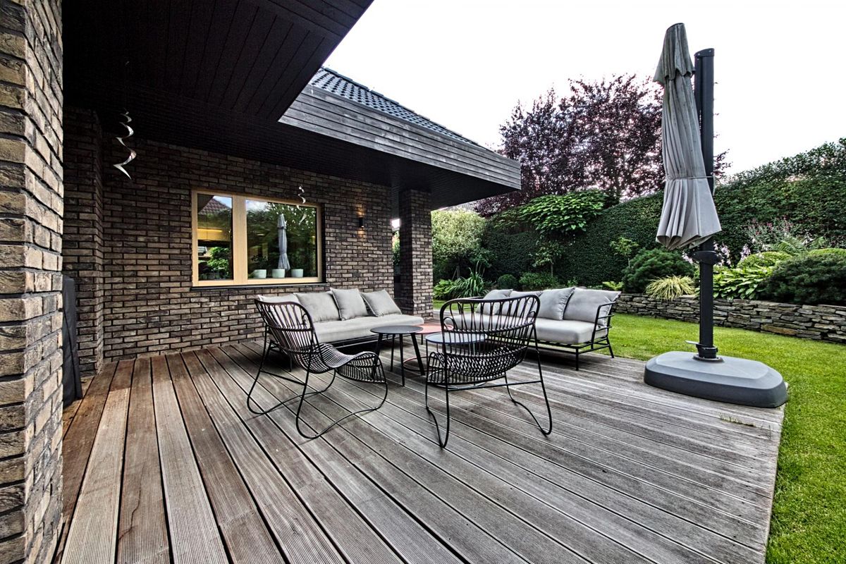 Prodej rodinného domu 293 m², pozemek 805 m² – fotografie 3