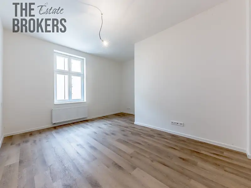 Prodej bytu 2+kk 49 m², Praha – náhled fotky 2
