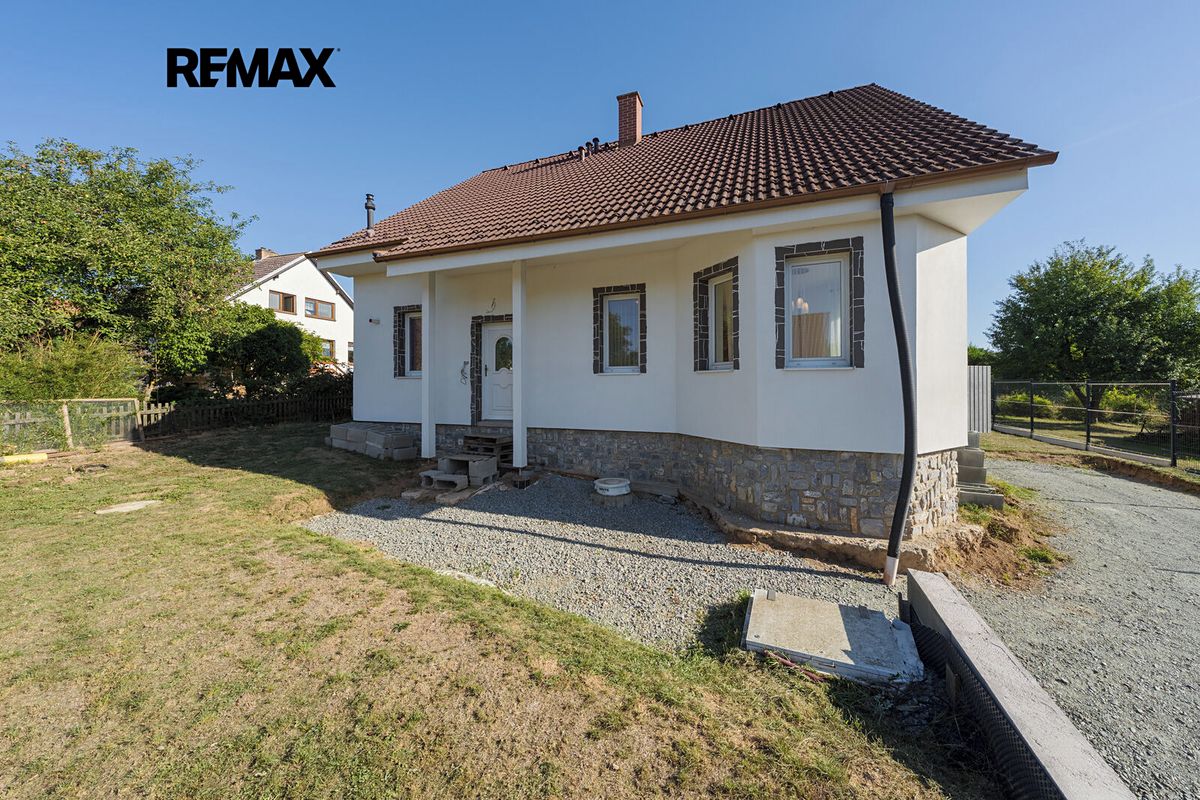 Prodej rodinného domu 174 m², pozemek 586 m²
