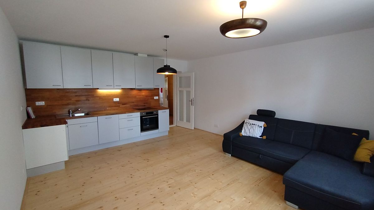 Pronájem bytu 2+kk 55 m²