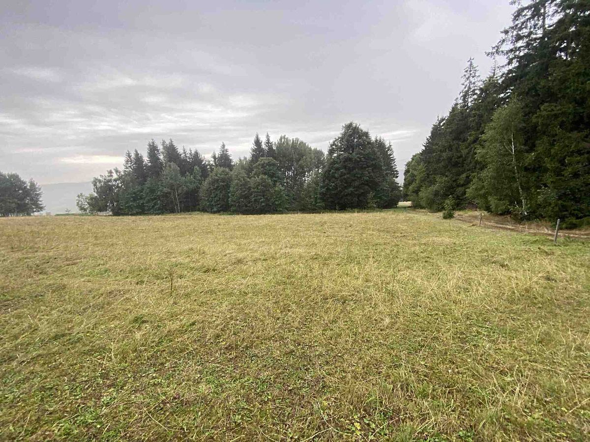 Prodej pozemku 1842 m² – fotografie 3