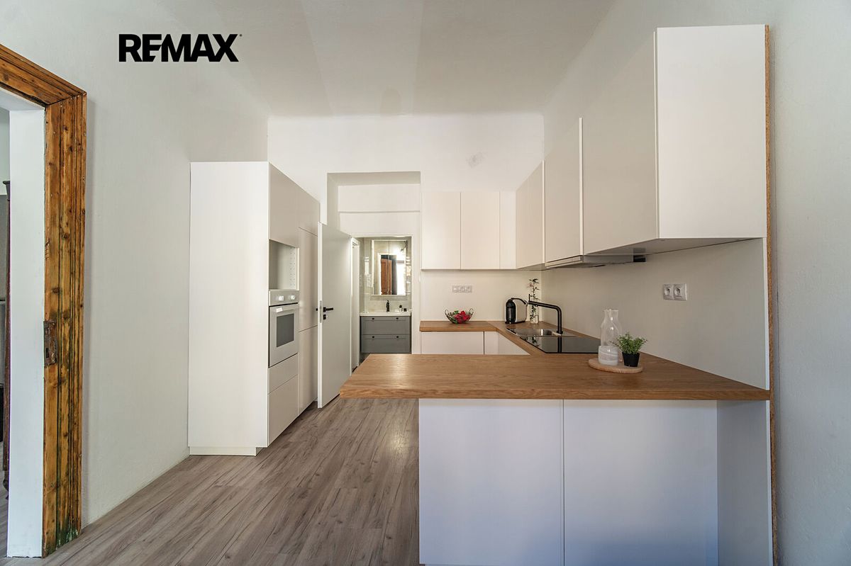 Pronájem bytu 3+kk 75 m² – fotografie 4
