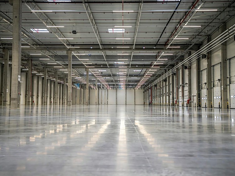 Комерційне приміщення в оренду, 2 000 м² (2 з 4)