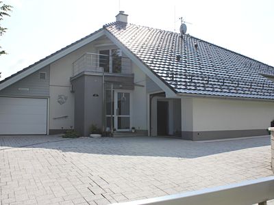 Prodej rodinného domu 230 m², pozemek 1444 m²