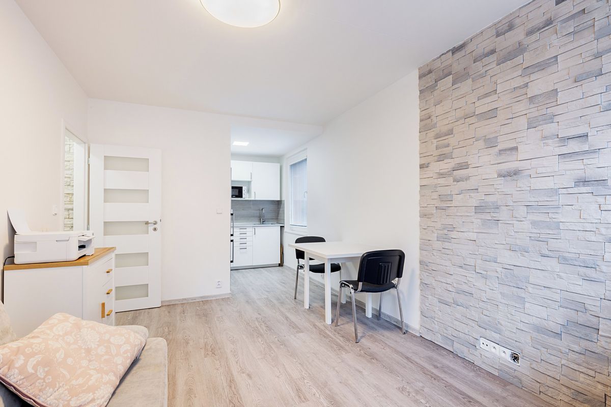Prodej bytu 2+kk 42 m² – fotografie 3