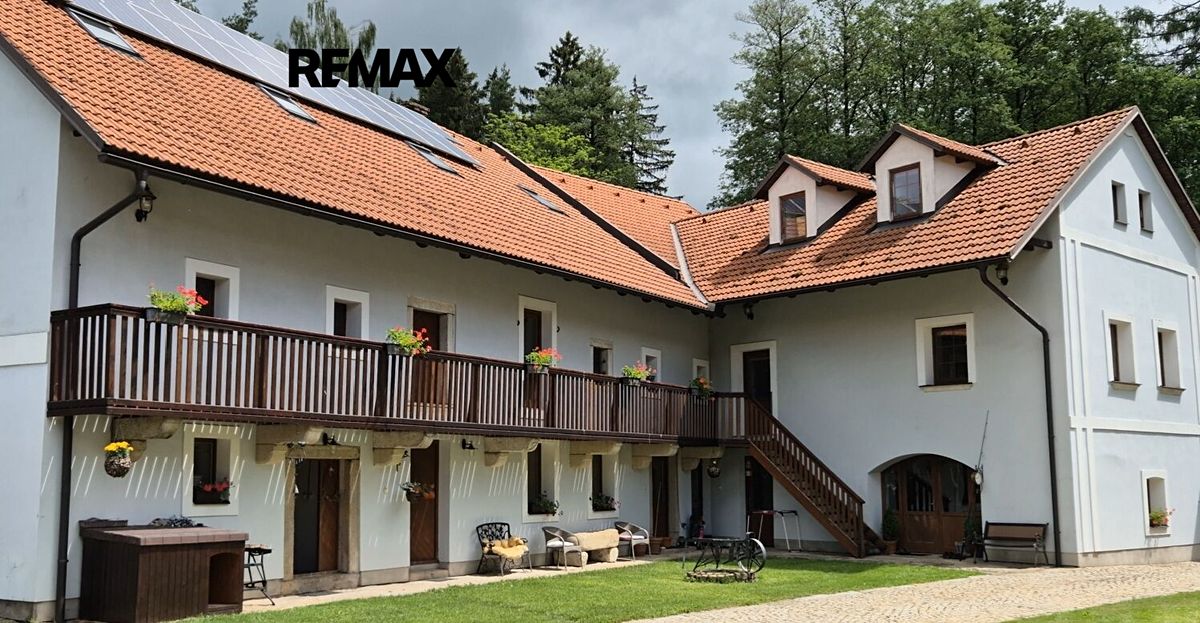 Prodej zemědělské usedlosti 550 m², pozemek 128985 m² – fotografie 2