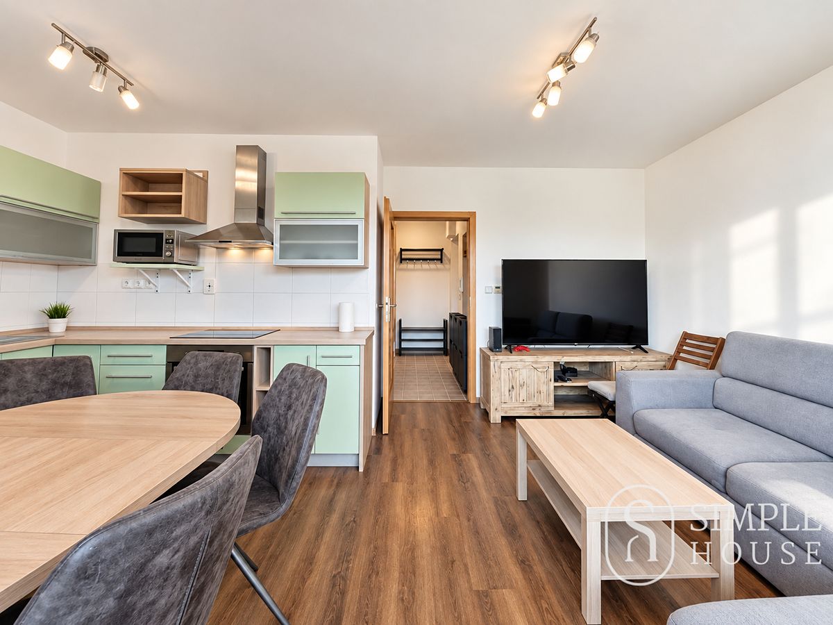 Pronájem bytu 3+kk 71 m² – fotografie 2