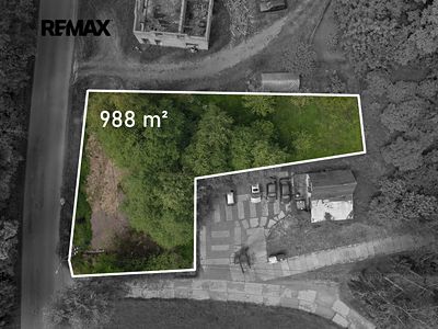 Prodej stavebního pozemku 988 m²