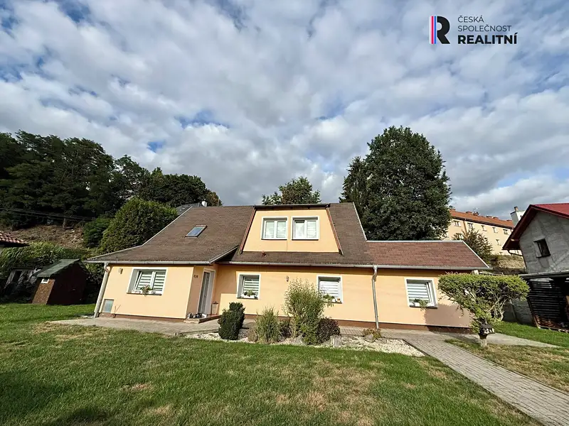 Prodej rodinného domu 220 m², pozemek 910 m², Kynšperk nad Ohří – náhled fotky 1