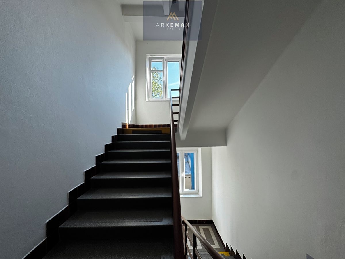 Pronájem obchodního prostoru 15 m² 4